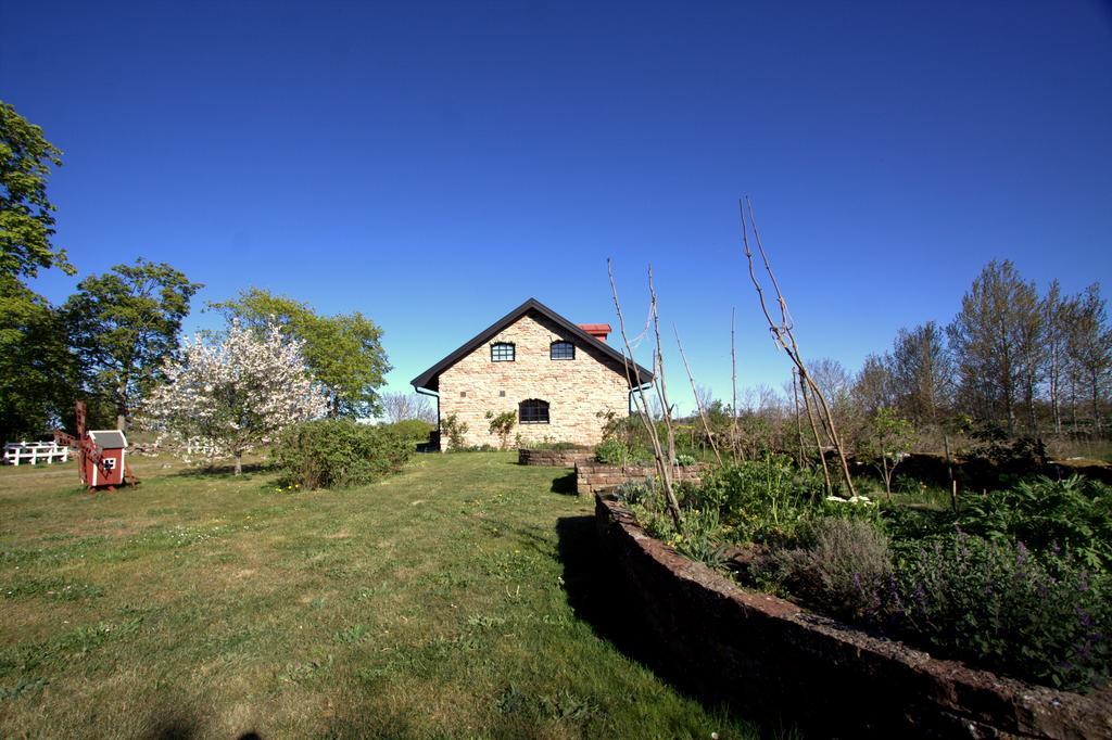 Eksgarden 3* Färjestaden